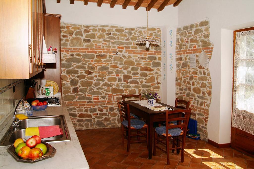 Agriturismo Tramonti Castiglione di Garfagnana Szoba fotó